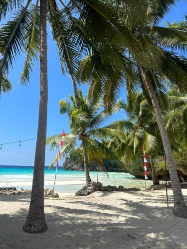 Sera Beach Dive Resort in Popolii