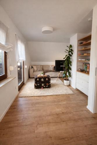 Wohnung bei Leipzig mit Balkon & Parkplatz in Krostitz