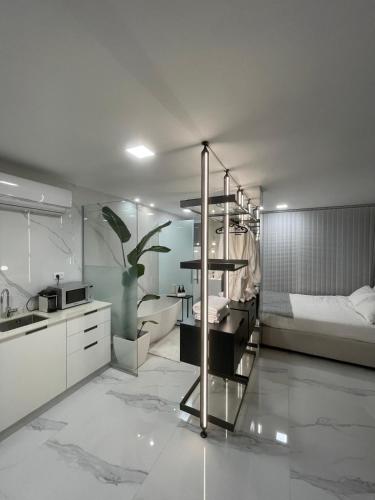 Vacation unit in villa with heated pool and sauna יחידת נופש בוילה עם בריכה מחוממת - image 3