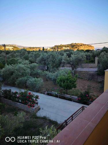 Kostas Volissos-residence in Limnos