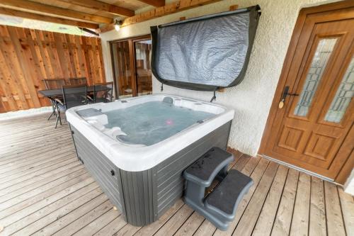 Зручності, Glamping Podgoro with private hot tube - Rogatec in Рогатек