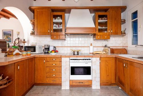 Heliotropio Studios & Apartments in جزيرة ميلوس