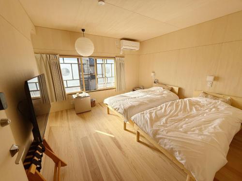 なごらーれ放生津屋