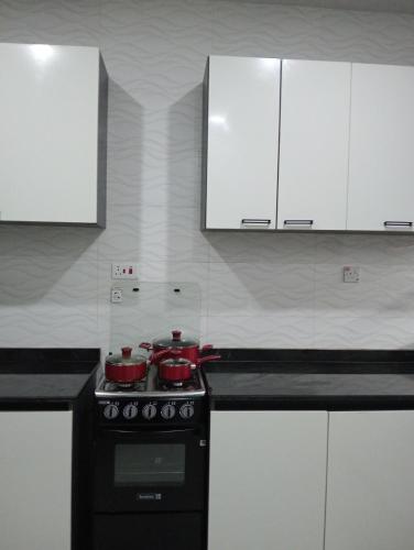 Pinefield Courts Apartment in อะคูร์