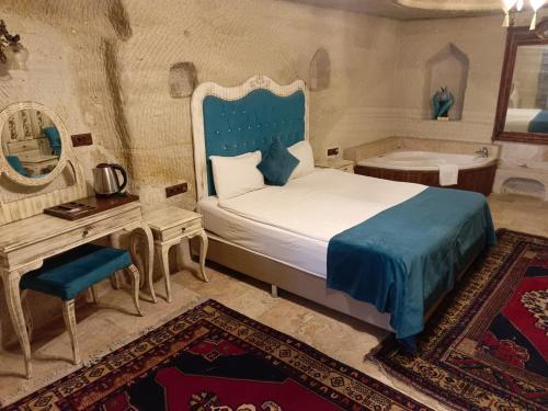 room detail thumbnail 1