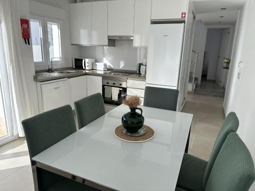 Nerja Paradise Rentals - Villa Bonilla - image 2