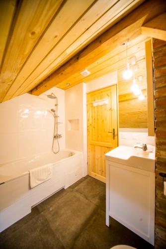 Zacisze Pod Lipą Zacisze Pod Lipą