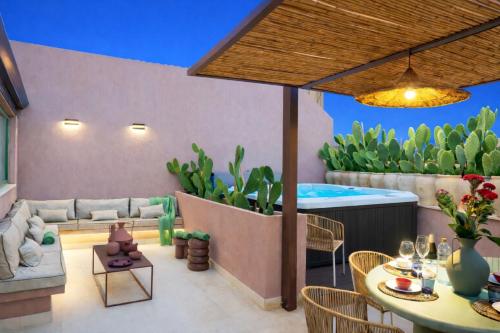 Vico Trigona SicilyMyHome e jacuzzi riscaldata