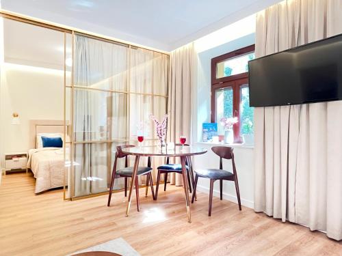 Secret Garden Kraków - Wonderful City Centre Apartment - Ground Floor - Quiet Location, Cracovie