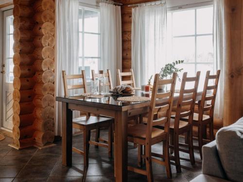 Holiday Home Iltarusko by Interhome in Rääpönniemi