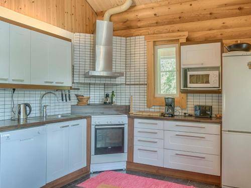 Holiday Home Valkealammi by Interhome in Vehmainen