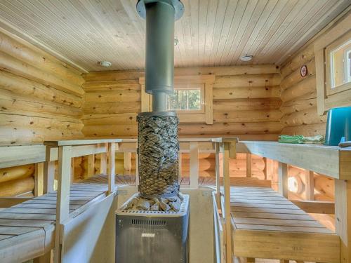 Holiday Home Valkealammi by Interhome in Vehmainen