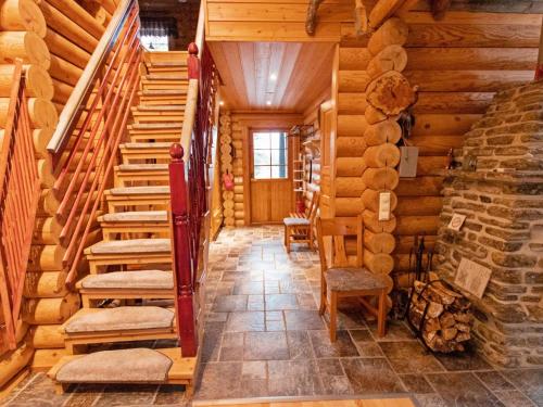 Holiday Home Tievanlaita 10 by Interhome in Akaslompolo