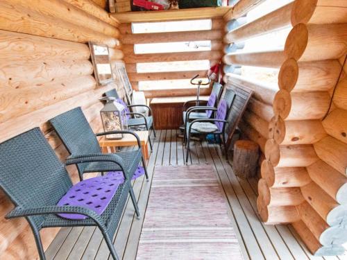 Holiday Home Tievanlaita 10 by Interhome in Akaslompolo