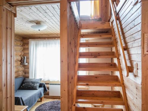 Holiday Home Lintukoto by Interhome in Akaslompolo