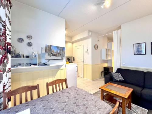 Holiday Home Yllastar 2 as 302 by Interhome in Akaslompolo