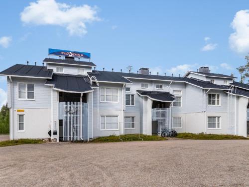 Holiday Home Yllastar 2 as 302 by Interhome in Akaslompolo