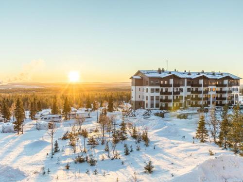 Holiday Home Ski chalets 7204 by Interhome in 易拉斯加威