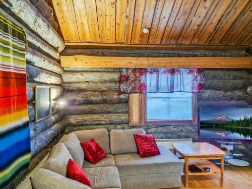 Holiday Home Tokkapirtti 3 by Interhome 4