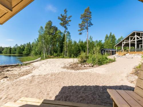 Holiday Home Kalliolaakso by Interhome in Langelmaki