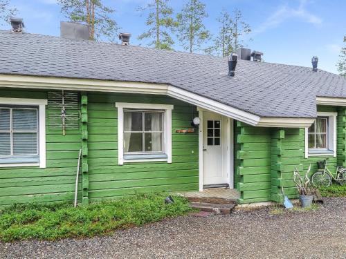 Holiday Home Ylläsmukka a 3 by Interhome – khách sạn tại Yllasjarvi