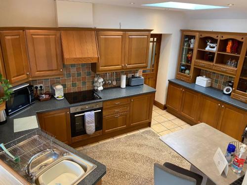 virtuve, Rivers Edge Cottage in Allensford