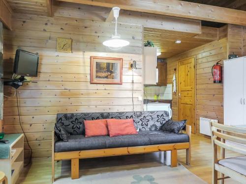 Holiday Home Lomamaja 3 by Interhome in Raattama