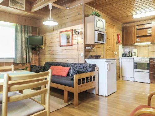 Holiday Home Lomamaja 3 by Interhome in Raattama