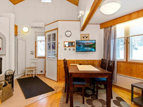 Holiday Home Hallantytar a1 paritalo by Interhome in Hyrynsalmi