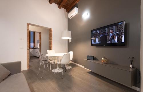 Verona House