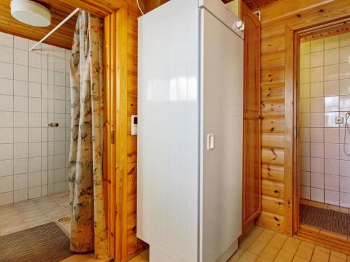 Holiday Home Alppimaja b paritalo by Interhome in Hyrynsalmi