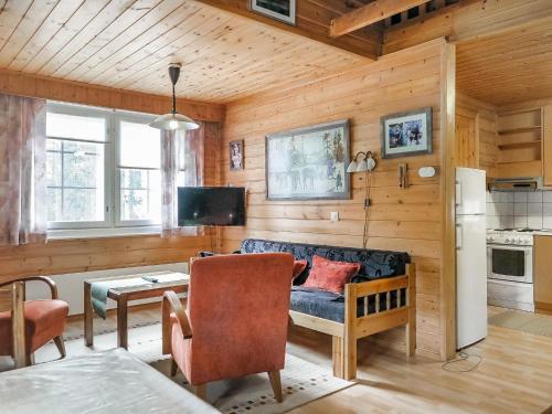 Holiday Home Lomamaja 2 by Interhome in Raattama