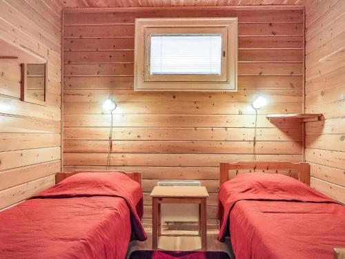 Holiday Home Lomamaja 2 by Interhome in Raattama