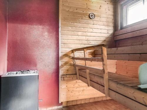 Holiday Home Lomamaja 2 by Interhome in Raattama