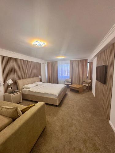 1 double bed, 1 sofa bed