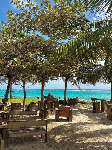 Hana Mana Bungalow - Plage proche, Grande Terrasse in Grand Bourg