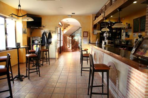 Hotel Rural Venta Del Alon