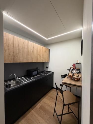 Chiatamone Neapolis Apartment 4