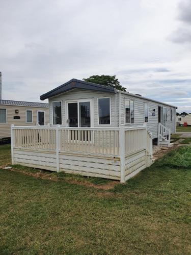 Viesnīcas āriene, AMC Flamingo Land Caravan, Motorhome & Campervan Hire in Kirby Misperton