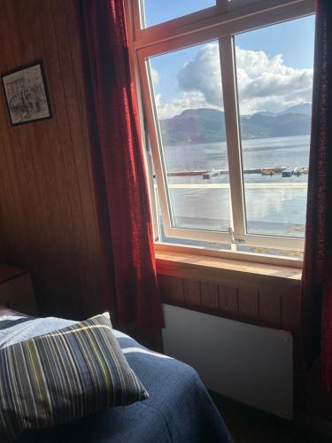 Davik Fjordparadis in Алфотен