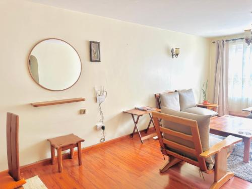 Nakuru Palace furnished apartment with pool milimani H1 - image 5