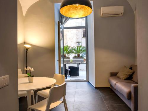 Residenza Spinelli, Naples