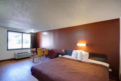 Americas Best Value Inn Heath-Newark