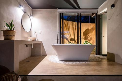 Fürdőszoba, Tava Glamping Cerro in San Bernardino