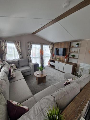 AMC Flamingo Land Caravan, Motorhome & Campervan Hire in Kirby Misperton