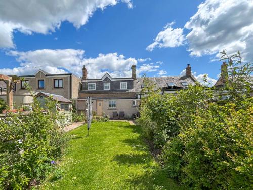 Dārzs, Swinton Mill Farm Cottage in Leitholm