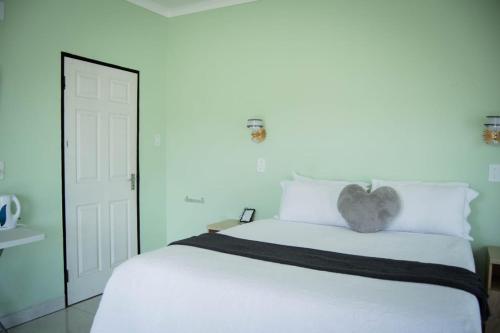. Bernliz Guest House