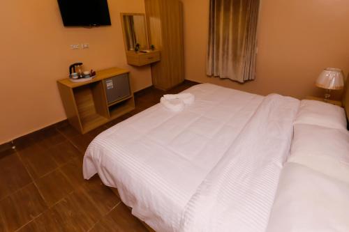 Pyramids express view inn Room Type - Queen Room with Garden View
