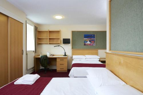 Agnes Blackadder Hall - Campus Accommodation in Сент-Ендрюс