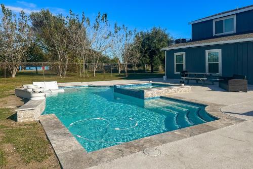 Redicare Resort - Entire Property in Galveston, USA